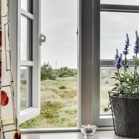 Blavand Holiday home *